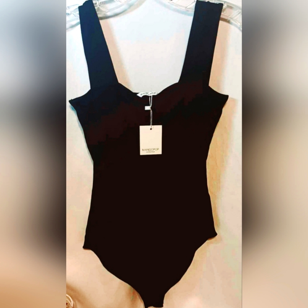 Women's Sleeveless Bodysuit Formfitting Jumper Size SMALL 4/6 Square Neck Tank
